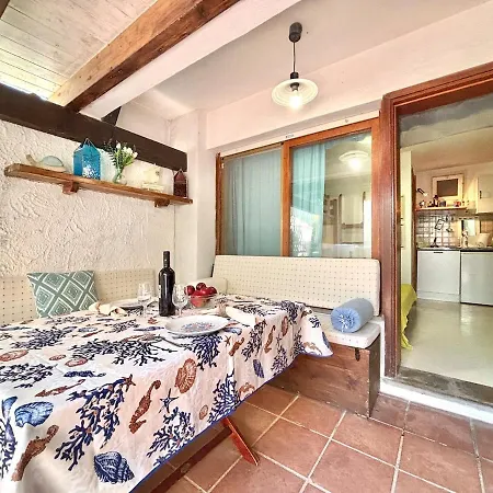 Casa Aaron - Monolocale Con Veranda Sul Mare * Stintino