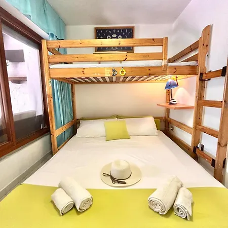 Casa Aaron - Monolocale Con Veranda Sul Mare 아파트